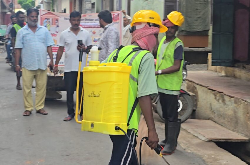  जसवंतनगर में संचारी रोग नियंत्रण अभियान के तहत चलाया गया विशेष सफाई अभियान