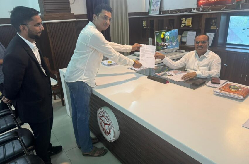  सपा सांसद पर की गई अभद्र टिप्पणी को लेकर मौलाना पर कार्रवाई की मांग