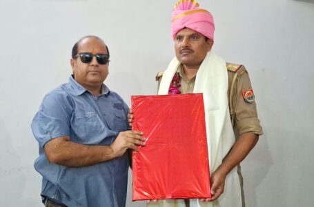 सैफई के इंस्पेक्टर क्राइम तेज सिंह को दी गयी भावबीनी विदाई, फर्रूखाबाद रवाना